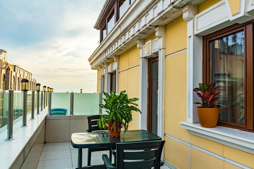 Grand Rosa Hotel Istanbul Bagian luar foto